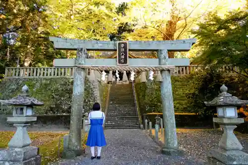 事任八幡宮の鳥居