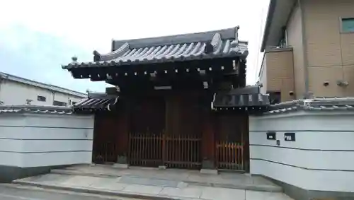 西方寺の山門