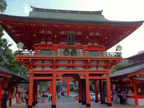 生田神社の山門・神門