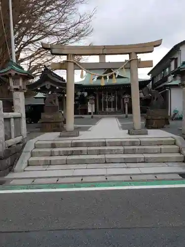 鴨居八幡神社の鳥居