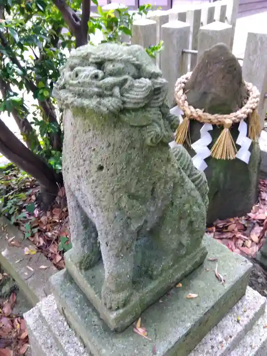 春日神社の{uncategorized: "未分類", other: "その他", undefined: "問題あり", building: "その他建物", grave: "お墓", sacred_gate: "鳥居", guardian: "狛犬", statue: "像", buddha: "仏像", history: "歴史", nature: "自然", garden: "庭園", animal: "動物", pagoda: "塔", temizu: "手水舎", mountain_gate: "山門・神門", sanctuary: "本殿・本堂", subordinate: "末社・摂社", art: "芸術", scenery: "景色", jizo: "地蔵", ema: "絵馬", goshuin: "御朱印", omikuji: "おみくじ", items: "授与品その他", amulet: "お守り", goshuincho: "御朱印帳", eats: "食事", festival: "お祭り", votive_dance: "神楽", shichigosan: "七五三参", wedding: "結婚式", experience: "体験その他", initially: "初詣", around: "周辺", anti_infection: "感染症対策"}
