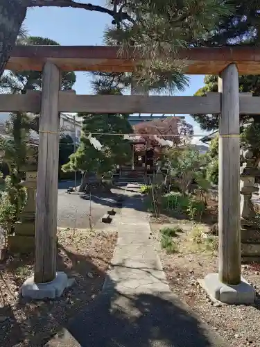 入間川大国神社の{uncategorized: "未分類", other: "その他", undefined: "問題あり", building: "その他建物", grave: "お墓", sacred_gate: "鳥居", guardian: "狛犬", statue: "像", buddha: "仏像", history: "歴史", nature: "自然", garden: "庭園", animal: "動物", pagoda: "塔", temizu: "手水舎", mountain_gate: "山門・神門", sanctuary: "本殿・本堂", subordinate: "末社・摂社", art: "芸術", scenery: "景色", jizo: "地蔵", ema: "絵馬", goshuin: "御朱印", omikuji: "おみくじ", items: "授与品その他", amulet: "お守り", goshuincho: "御朱印帳", eats: "食事", festival: "お祭り", votive_dance: "神楽", shichigosan: "七五三参", wedding: "結婚式", experience: "体験その他", initially: "初詣", around: "周辺", anti_infection: "感染症対策"}