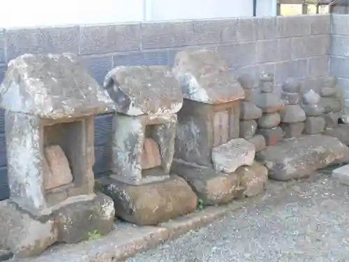 辻薬師堂（辻の薬師堂）の末社・摂社