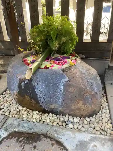 元三島神社の手水