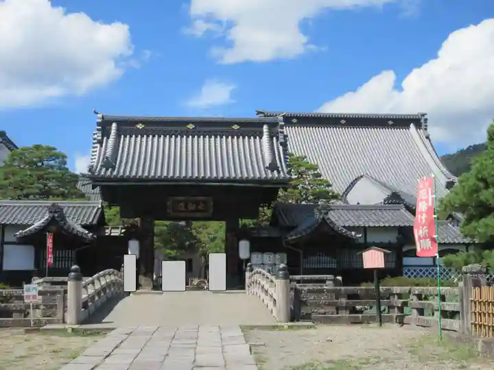 善光寺大勧進の山門・神門