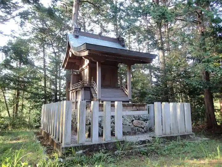 御間都比古神社の末社・摂社