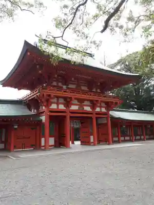 武蔵一宮氷川神社の山門・神門
