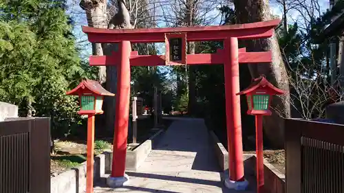 柞祖霊社の鳥居