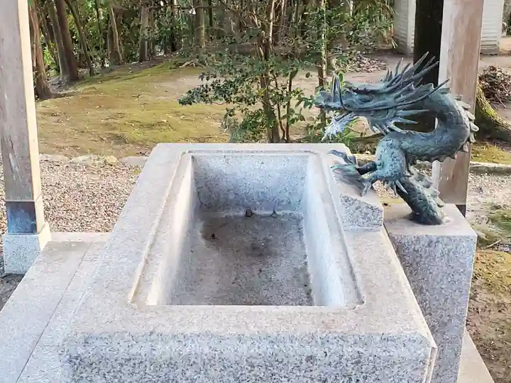 上之庄神社の手水舎