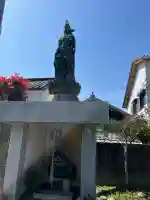 観音寺の{uncategorized: "未分類", other: "その他", undefined: "問題あり", building: "その他建物", grave: "お墓", sacred_gate: "鳥居", guardian: "狛犬", statue: "像", buddha: "仏像", history: "歴史", nature: "自然", garden: "庭園", animal: "動物", pagoda: "塔", temizu: "手水舎", mountain_gate: "山門・神門", sanctuary: "本殿・本堂", subordinate: "末社・摂社", art: "芸術", scenery: "景色", jizo: "地蔵", ema: "絵馬", goshuin: "御朱印", omikuji: "おみくじ", items: "授与品その他", amulet: "お守り", goshuincho: "御朱印帳", eats: "食事", festival: "お祭り", votive_dance: "神楽", shichigosan: "七五三参", wedding: "結婚式", experience: "体験その他", initially: "初詣", around: "周辺", anti_infection: "感染症対策"}