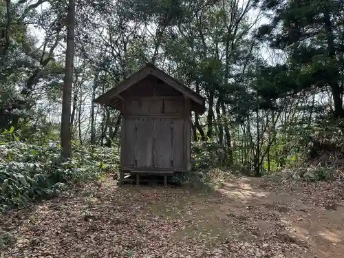 比婆山久米神社(奥の宮)の{uncategorized: "未分類", other: "その他", undefined: "問題あり", building: "その他建物", grave: "お墓", sacred_gate: "鳥居", guardian: "狛犬", statue: "像", buddha: "仏像", history: "歴史", nature: "自然", garden: "庭園", animal: "動物", pagoda: "塔", temizu: "手水舎", mountain_gate: "山門・神門", sanctuary: "本殿・本堂", subordinate: "末社・摂社", art: "芸術", scenery: "景色", jizo: "地蔵", ema: "絵馬", goshuin: "御朱印", omikuji: "おみくじ", items: "授与品その他", amulet: "お守り", goshuincho: "御朱印帳", eats: "食事", festival: "お祭り", votive_dance: "神楽", shichigosan: "七五三参", wedding: "結婚式", experience: "体験その他", initially: "初詣", around: "周辺", anti_infection: "感染症対策"}