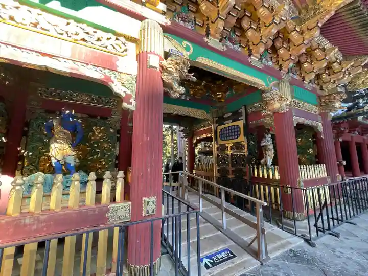 日光山輪王寺 大猷院の山門・神門