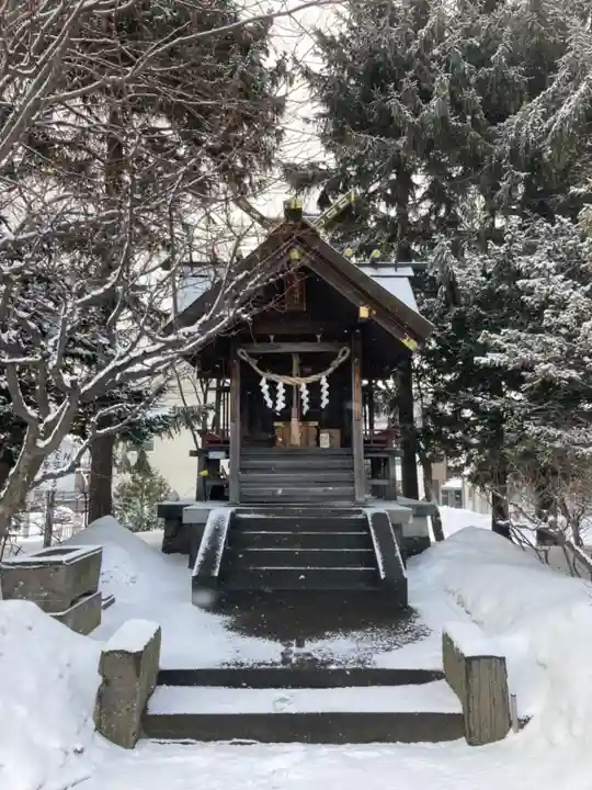真駒内神社の本殿・本堂