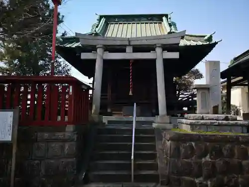 六塚稲荷神社の鳥居