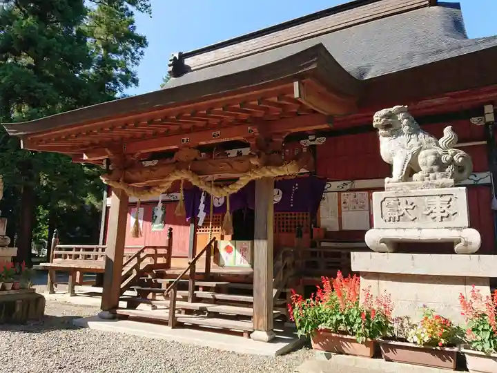 佐良志奈神社の本殿・本堂