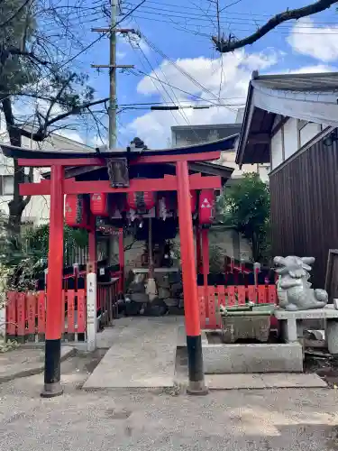 白峯神宮の{uncategorized: "未分類", other: "その他", undefined: "問題あり", building: "その他建物", grave: "お墓", sacred_gate: "鳥居", guardian: "狛犬", statue: "像", buddha: "仏像", history: "歴史", nature: "自然", garden: "庭園", animal: "動物", pagoda: "塔", temizu: "手水舎", mountain_gate: "山門・神門", sanctuary: "本殿・本堂", subordinate: "末社・摂社", art: "芸術", scenery: "景色", jizo: "地蔵", ema: "絵馬", goshuin: "御朱印", omikuji: "おみくじ", items: "授与品その他", amulet: "お守り", goshuincho: "御朱印帳", eats: "食事", festival: "お祭り", votive_dance: "神楽", shichigosan: "七五三参", wedding: "結婚式", experience: "体験その他", initially: "初詣", around: "周辺", anti_infection: "感染症対策"}