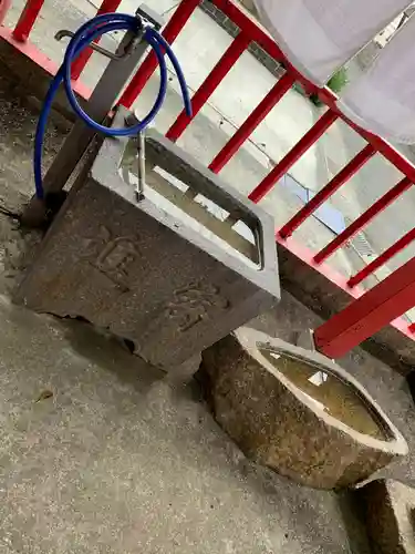 白玉稲荷大明神の手水舎