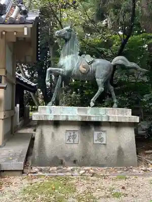 漆部神社の狛犬