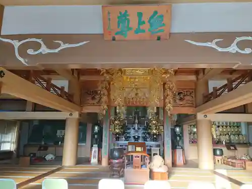 極楽寺の本殿・本堂