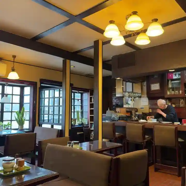 廣隆寺の{uncategorized: "未分類", other: "その他", undefined: "問題あり", building: "その他建物", grave: "お墓", sacred_gate: "鳥居", guardian: "狛犬", statue: "像", buddha: "仏像", history: "歴史", nature: "自然", garden: "庭園", animal: "動物", pagoda: "塔", temizu: "手水舎", mountain_gate: "山門・神門", sanctuary: "本殿・本堂", subordinate: "末社・摂社", art: "芸術", scenery: "景色", jizo: "地蔵", ema: "絵馬", goshuin: "御朱印", omikuji: "おみくじ", items: "授与品その他", amulet: "お守り", goshuincho: "御朱印帳", eats: "食事", festival: "お祭り", votive_dance: "神楽", shichigosan: "七五三参", wedding: "結婚式", experience: "体験その他", initially: "初詣", around: "周辺", anti_infection: "感染症対策"}