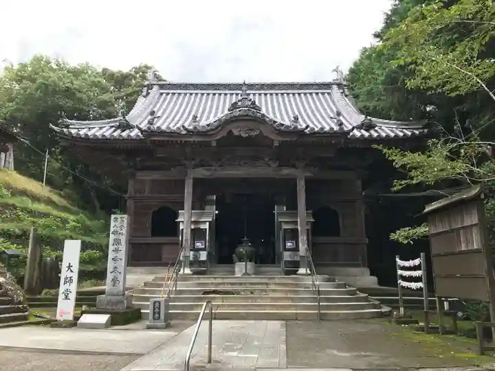 熊谷寺の本殿・本堂