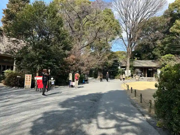 阿佐ヶ谷神明宮の{uncategorized: "未分類", other: "その他", undefined: "問題あり", building: "その他建物", grave: "お墓", sacred_gate: "鳥居", guardian: "狛犬", statue: "像", buddha: "仏像", history: "歴史", nature: "自然", garden: "庭園", animal: "動物", pagoda: "塔", temizu: "手水舎", mountain_gate: "山門・神門", sanctuary: "本殿・本堂", subordinate: "末社・摂社", art: "芸術", scenery: "景色", jizo: "地蔵", ema: "絵馬", goshuin: "御朱印", omikuji: "おみくじ", items: "授与品その他", amulet: "お守り", goshuincho: "御朱印帳", eats: "食事", festival: "お祭り", votive_dance: "神楽", shichigosan: "七五三参", wedding: "結婚式", experience: "体験その他", initially: "初詣", around: "周辺", anti_infection: "感染症対策"}