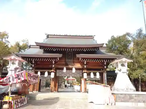 湊川神社の山門・神門