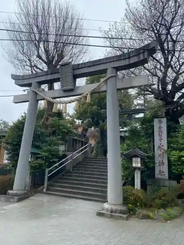 鳩ヶ谷氷川神社の{uncategorized: "未分類", other: "その他", undefined: "問題あり", building: "その他建物", grave: "お墓", sacred_gate: "鳥居", guardian: "狛犬", statue: "像", buddha: "仏像", history: "歴史", nature: "自然", garden: "庭園", animal: "動物", pagoda: "塔", temizu: "手水舎", mountain_gate: "山門・神門", sanctuary: "本殿・本堂", subordinate: "末社・摂社", art: "芸術", scenery: "景色", jizo: "地蔵", ema: "絵馬", goshuin: "御朱印", omikuji: "おみくじ", items: "授与品その他", amulet: "お守り", goshuincho: "御朱印帳", eats: "食事", festival: "お祭り", votive_dance: "神楽", shichigosan: "七五三参", wedding: "結婚式", experience: "体験その他", initially: "初詣", around: "周辺", anti_infection: "感染症対策"}