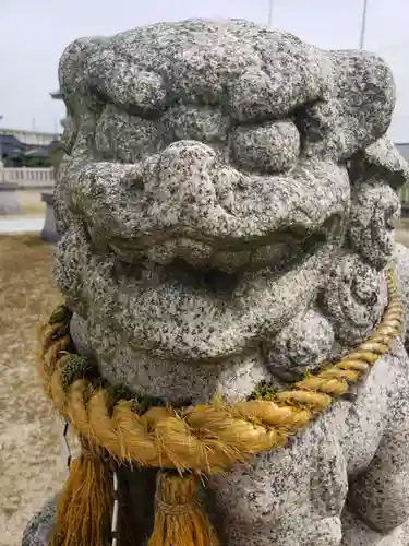 土合神社の狛犬