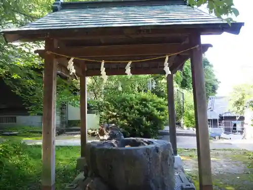 諏訪大神社の手水舎