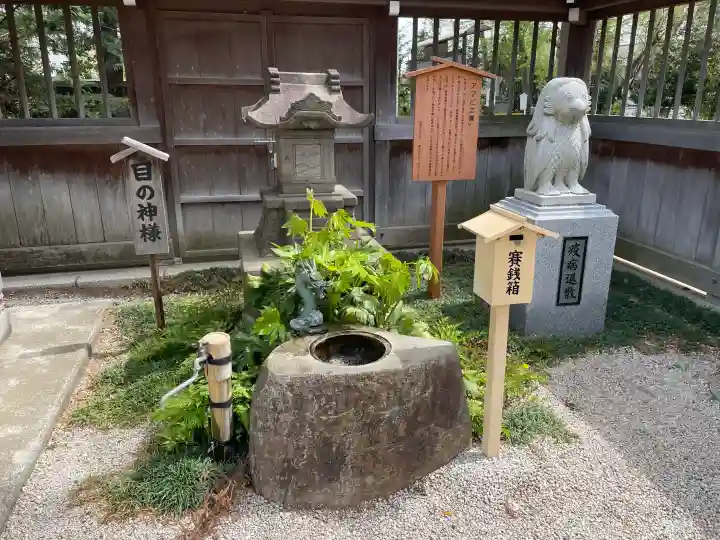 諏訪神社の{uncategorized: "未分類", other: "その他", undefined: "問題あり", building: "その他建物", grave: "お墓", sacred_gate: "鳥居", guardian: "狛犬", statue: "像", buddha: "仏像", history: "歴史", nature: "自然", garden: "庭園", animal: "動物", pagoda: "塔", temizu: "手水舎", mountain_gate: "山門・神門", sanctuary: "本殿・本堂", subordinate: "末社・摂社", art: "芸術", scenery: "景色", jizo: "地蔵", ema: "絵馬", goshuin: "御朱印", omikuji: "おみくじ", items: "授与品その他", amulet: "お守り", goshuincho: "御朱印帳", eats: "食事", festival: "お祭り", votive_dance: "神楽", shichigosan: "七五三参", wedding: "結婚式", experience: "体験その他", initially: "初詣", around: "周辺", anti_infection: "感染症対策"}
