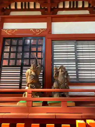 大前神社の像