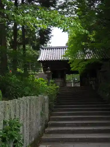 熊谷寺の山門・神門