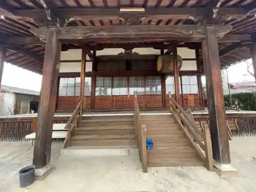 円重寺の{uncategorized: "未分類", other: "その他", undefined: "問題あり", building: "その他建物", grave: "お墓", sacred_gate: "鳥居", guardian: "狛犬", statue: "像", buddha: "仏像", history: "歴史", nature: "自然", garden: "庭園", animal: "動物", pagoda: "塔", temizu: "手水舎", mountain_gate: "山門・神門", sanctuary: "本殿・本堂", subordinate: "末社・摂社", art: "芸術", scenery: "景色", jizo: "地蔵", ema: "絵馬", goshuin: "御朱印", omikuji: "おみくじ", items: "授与品その他", amulet: "お守り", goshuincho: "御朱印帳", eats: "食事", festival: "お祭り", votive_dance: "神楽", shichigosan: "七五三参", wedding: "結婚式", experience: "体験その他", initially: "初詣", around: "周辺", anti_infection: "感染症対策"}