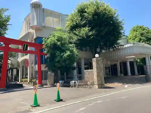 冠稲荷神社の鳥居