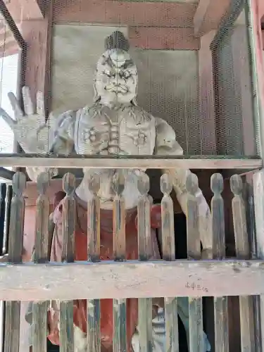 家原寺の{uncategorized: "未分類", other: "その他", undefined: "問題あり", building: "その他建物", grave: "お墓", sacred_gate: "鳥居", guardian: "狛犬", statue: "像", buddha: "仏像", history: "歴史", nature: "自然", garden: "庭園", animal: "動物", pagoda: "塔", temizu: "手水舎", mountain_gate: "山門・神門", sanctuary: "本殿・本堂", subordinate: "末社・摂社", art: "芸術", scenery: "景色", jizo: "地蔵", ema: "絵馬", goshuin: "御朱印", omikuji: "おみくじ", items: "授与品その他", amulet: "お守り", goshuincho: "御朱印帳", eats: "食事", festival: "お祭り", votive_dance: "神楽", shichigosan: "七五三参", wedding: "結婚式", experience: "体験その他", initially: "初詣", around: "周辺", anti_infection: "感染症対策"}