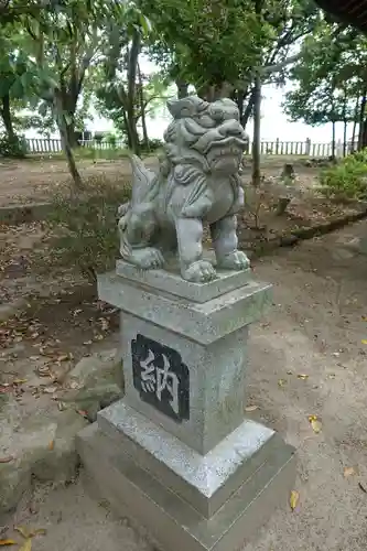 新屋坐天照御魂神社の狛犬