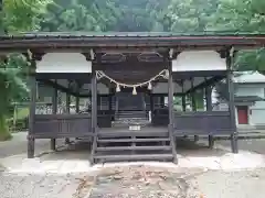 六所神社の本殿