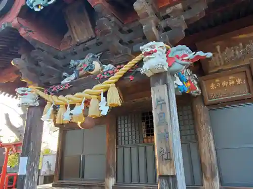 片貝神社の本殿