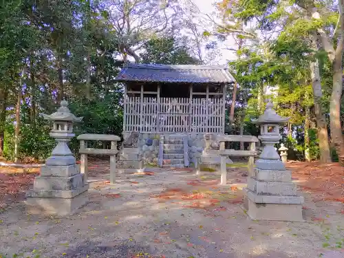 八龍社（葛木）の本殿・本堂