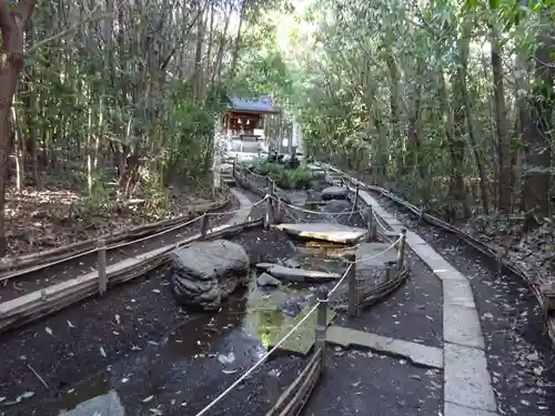 出雲大社相模分祠の庭園