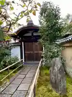 瑞峯院の山門・神門
