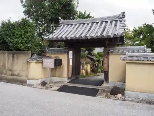 法起寺の山門