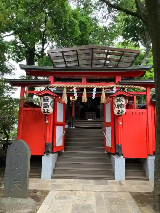 馬橋稲荷神社の{uncategorized: "未分類", other: "その他", undefined: "問題あり", building: "その他建物", grave: "お墓", sacred_gate: "鳥居", guardian: "狛犬", statue: "像", buddha: "仏像", history: "歴史", nature: "自然", garden: "庭園", animal: "動物", pagoda: "塔", temizu: "手水舎", mountain_gate: "山門・神門", sanctuary: "本殿・本堂", subordinate: "末社・摂社", art: "芸術", scenery: "景色", jizo: "地蔵", ema: "絵馬", goshuin: "御朱印", omikuji: "おみくじ", items: "授与品その他", amulet: "お守り", goshuincho: "御朱印帳", eats: "食事", festival: "お祭り", votive_dance: "神楽", shichigosan: "七五三参", wedding: "結婚式", experience: "体験その他", initially: "初詣", around: "周辺", anti_infection: "感染症対策"}
