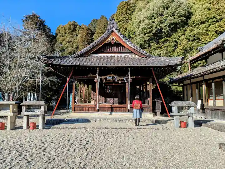 曽野稲荷神社の本殿・本堂
