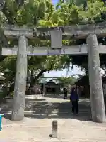 現人神社の{uncategorized: "未分類", other: "その他", undefined: "問題あり", building: "その他建物", grave: "お墓", sacred_gate: "鳥居", guardian: "狛犬", statue: "像", buddha: "仏像", history: "歴史", nature: "自然", garden: "庭園", animal: "動物", pagoda: "塔", temizu: "手水舎", mountain_gate: "山門・神門", sanctuary: "本殿・本堂", subordinate: "末社・摂社", art: "芸術", scenery: "景色", jizo: "地蔵", ema: "絵馬", goshuin: "御朱印", omikuji: "おみくじ", items: "授与品その他", amulet: "お守り", goshuincho: "御朱印帳", eats: "食事", festival: "お祭り", votive_dance: "神楽", shichigosan: "七五三参", wedding: "結婚式", experience: "体験その他", initially: "初詣", around: "周辺", anti_infection: "感染症対策"}