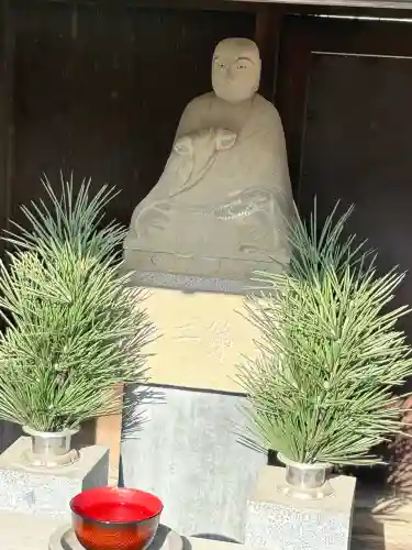 東善寺の像