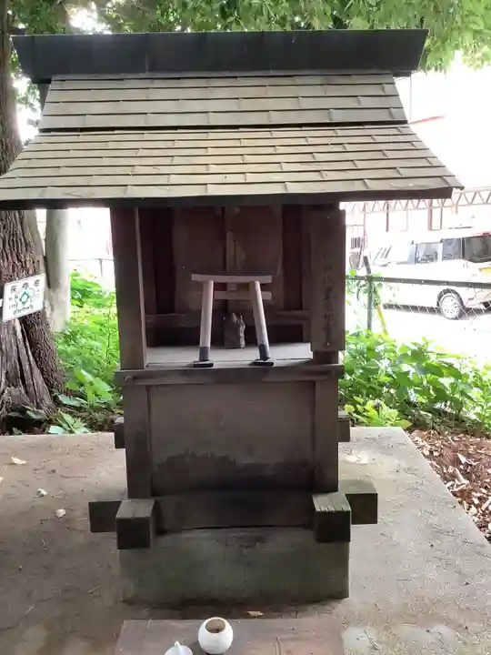 津島社(稲口町)の末社・摂社