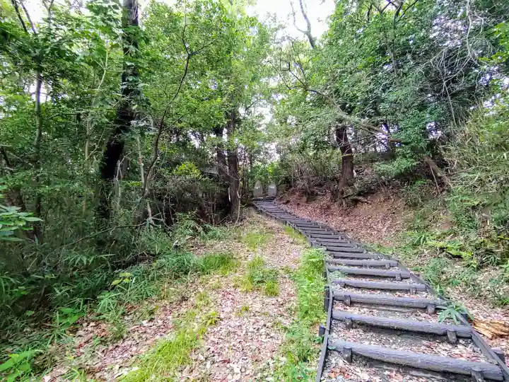 御嶽神社(親鸞山)のその他建物
