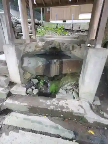 會津比賣神社の手水舎